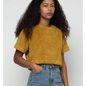 OAK & FORT Crop Sherpa Sweater In Mustard Yellow Size. Large